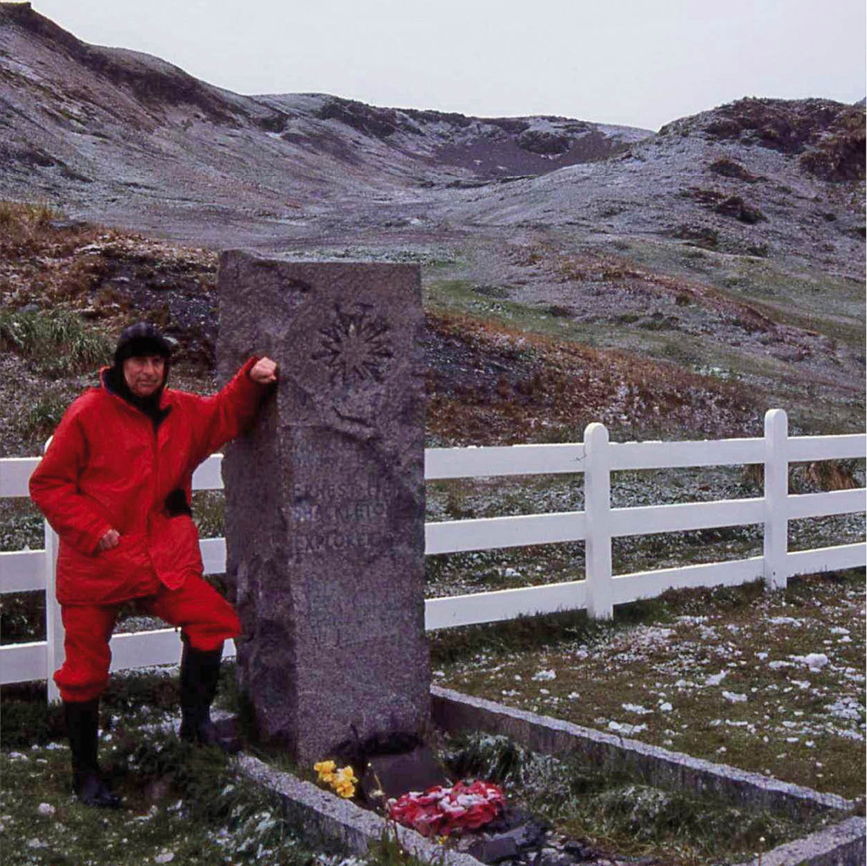 AuthoratShackletonsGraveSouth_Georgia_BerlitzCruiseGuide_EC