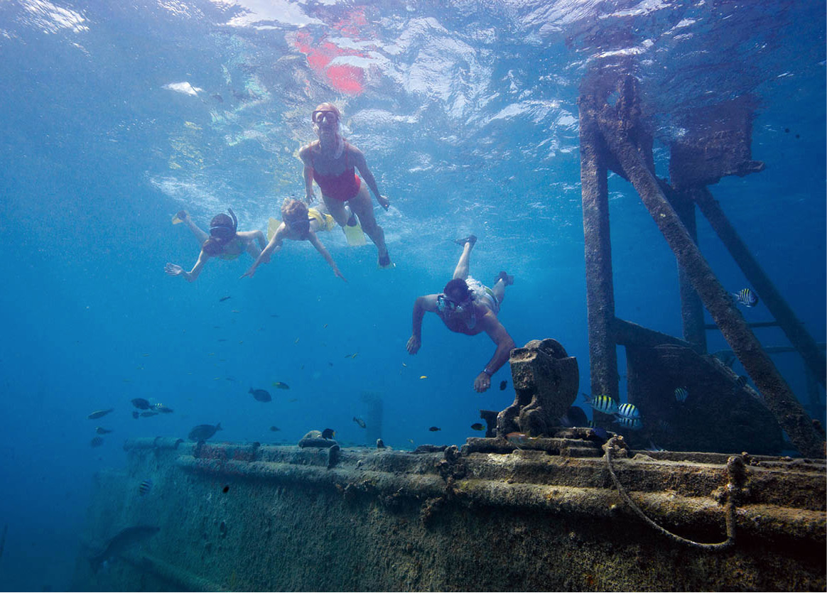 RCI_StMaarten_ScubaDive_BerlitzCruiseGuide_EC