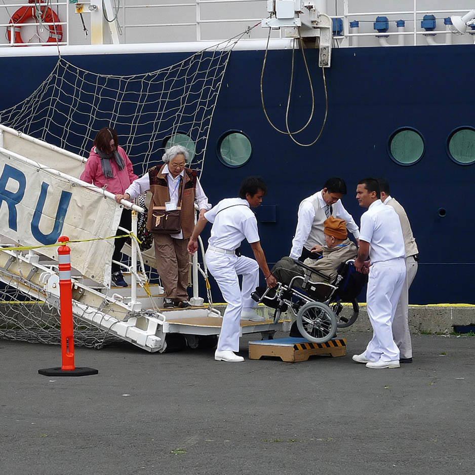 Wheelchair_BerlitzCruiseGuide_EC