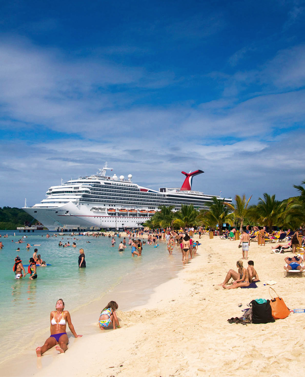 CarnivalLibertyRoatan1_BerlitzCruiseGuide_EC